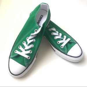 NWT emerald green converse shoes